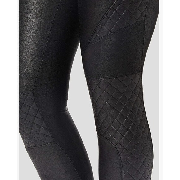 NEW Spanx Faux Leather Leggings Quilted "Very Black" Size Small - Picture 3 of 9